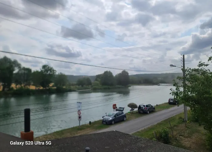 Bed & Breakfast La Maison Du Bac Charly-sur-Marne